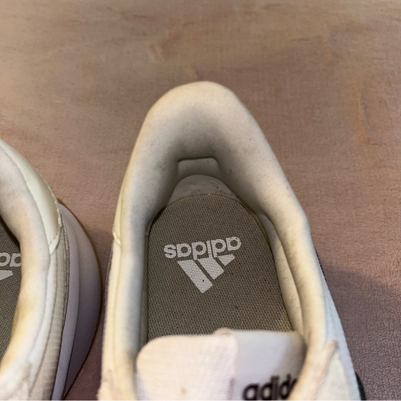 Adidas Run 70s 2.0 retro throwback running shoes white/cream w black accents 10 - Picture 10 of 10